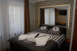 Отели типа «постель и завтрак» Villa Vip Гнезно Номер с кроватью размера «king-size»-12